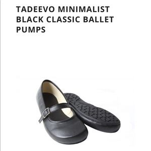 Tadeevo “barefoot” Mary Jane shoes, new, size 8